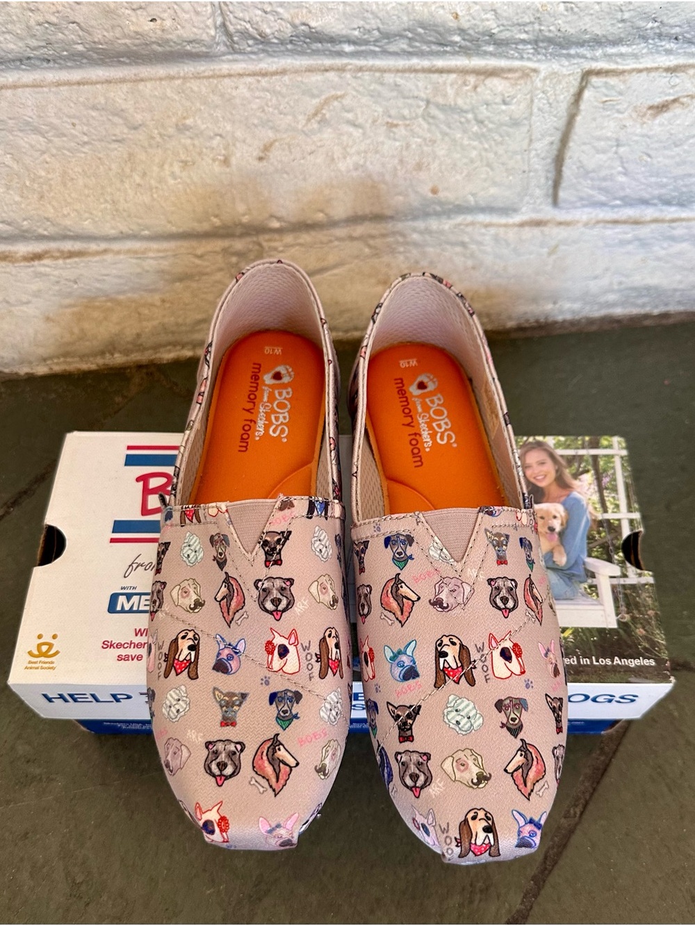 Women's size 10 Dog Pattern Bob’s by Skechers Print Slip-On Memory Foam Shoes